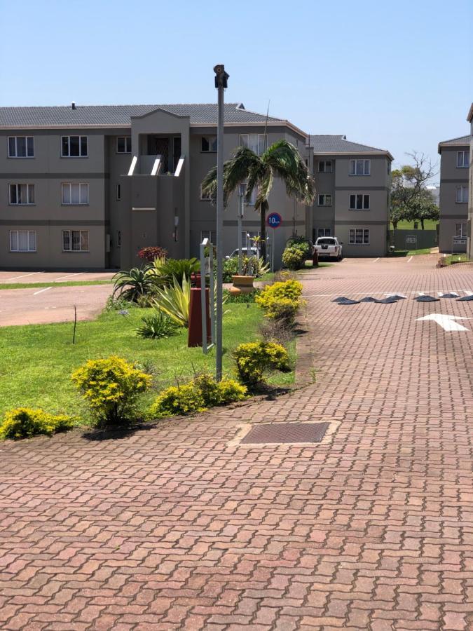 Summer Sands - Durban North Beach Accommodation Exterior foto